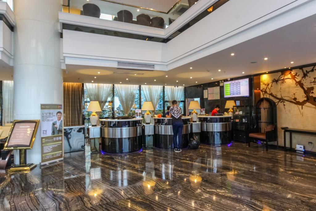 Paco Hotel Guangzhou East Railway Station Branch Kültér fotó