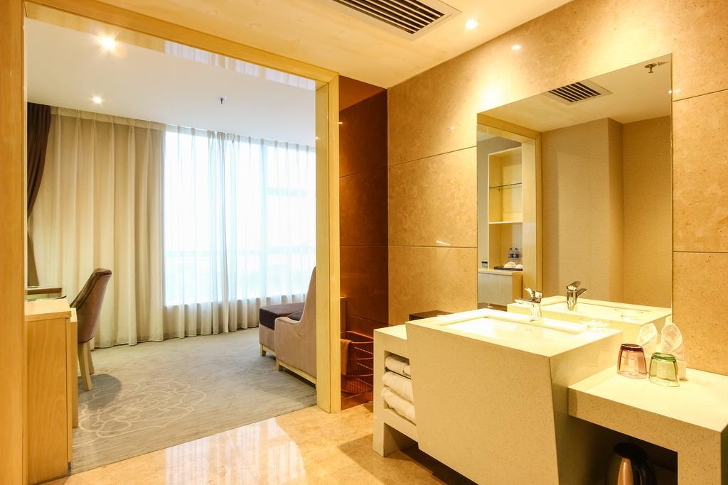 Paco Hotel Guangzhou East Railway Station Branch Kültér fotó